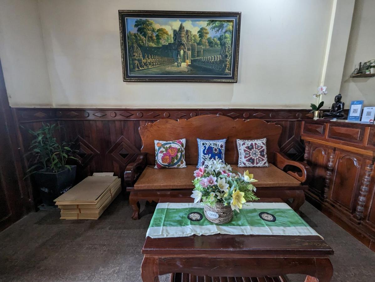 Reach Kunthea Guesthouse Siem Reap Eksteriør billede